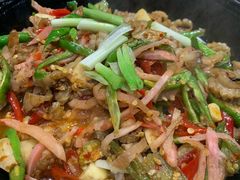 酸辣猪天堂-山间农家
