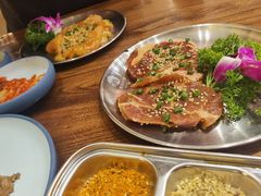 -明洞阿姨·韩式酱蟹烤肉·创意料理(三元桥店)