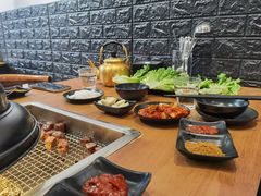 -肉甲韩国木炭烤肉(新壹街1店)