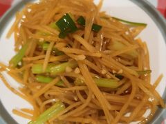 -老郑家东北春饼(龙悦居店)