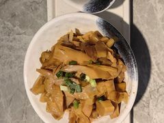 -璞臻汽锅餐厅(南京东路店)