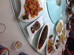 红蜡烛海鲜粥城(中山路店)-红蜡烛•瓦罐粥家常菜•夜宵(中山路店)