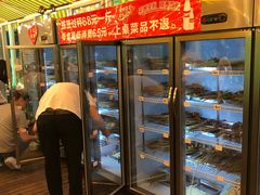 面包甜点陈列柜-小郡肝串串(解放碑店)