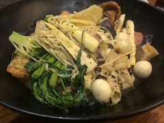 -万记麻辣烫国展总店