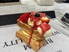 -HOT CRUSH趁热集合·现烤面包(上海环球港店)