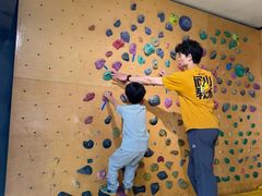 -问山MountQuest攀岩馆