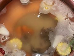 招牌牛腩骨汤锅-牛村来人潮汕牛肉火锅(西单店)