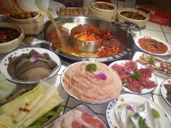 -贤合庄卤味火锅(安吉万达店)