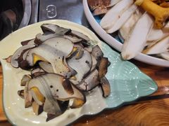 -菌之家·专业纯野生菌火锅·特色炒菌