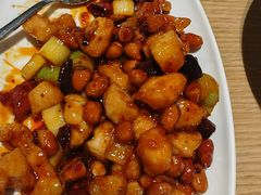 -渝信川菜 · 川味家常菜(财富购物中心店)