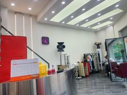 -星座接发烫染美发超市