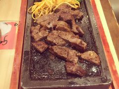-必胜客(WOW中心城店)