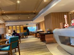 -广州中心皇冠假日酒店·汇点大堂吧