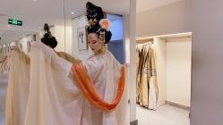 -盘子女人坊古装写真摄影