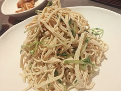 黑豆芽拌千张-金鸭季·北京烤鸭(深业上城店)