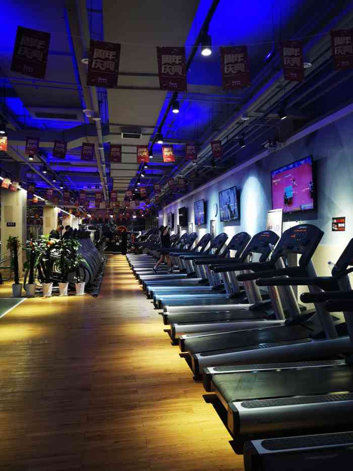 奥力健身(国瑞城店)-"新装修后环境提升了n个档次设施设备也丰.