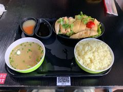 -绿柠食堂(北外滩店)