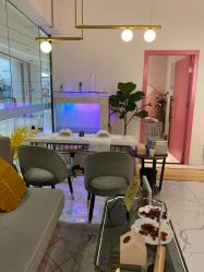 -纤指百魅美甲美睫