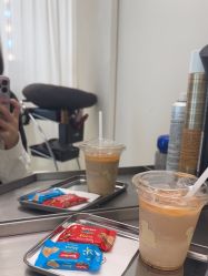 -SALON DE VANHADA