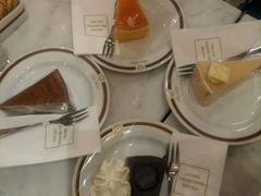 -Cafe Sacher(WIEN)