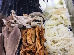 -好吃鬼高原牦牛杂火锅(古尔沟分店)
