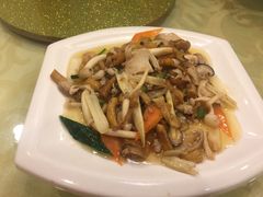-鹤乡东北菜(崮山路店)