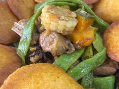 -东北四季饺子王(华山路店)