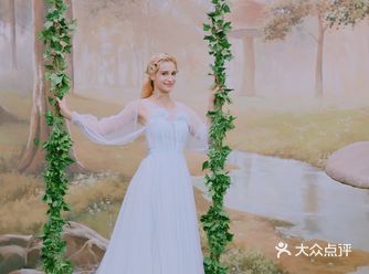 拍的是4千的套餐，还送了很多很喜欢的相框