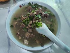 纯羊肉汤-清真喜兰老丁羊汤特色小吃