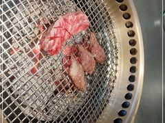 -铭牛烧肉·和牛海鲜自助(高新月牙湖店)