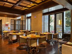 -大理实力希尔顿酒店•香全日制餐厅