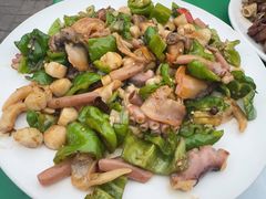 -超越海鲜屋(飞龙物业店)