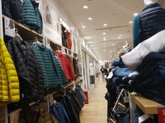 -优衣库(郑州丹尼斯大卫城店)