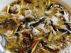 -渔语鱼酸菜鱼新川菜(来福士店)