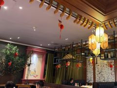 -八府香鸭·啫啫煲(华山路店)