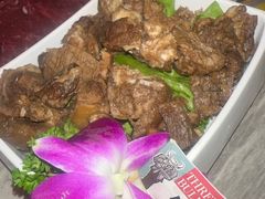 -三头牛·潮汕牛肉生蚝火锅 (夏湾店)