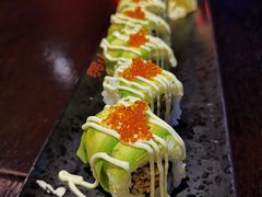 牛油果软壳蟹卷-羽山料理
