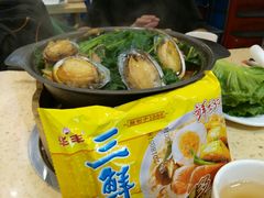 -芳村榕树头叹佬鸡煲(体育西店)