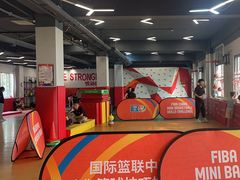 -悦动体能篮球羽毛球网球(三里河店)