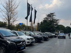 -奔驰上海利星(七宝店)