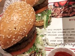 -The Habit Burger Grill 哈比特汉堡(复兴soho店)