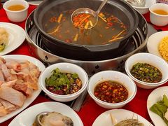 -花苑美食横琴生蚝火锅(拱北粤华路店)