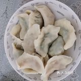 沾上酱料非常赞！家里包的饺子干净卫生，味道也棒