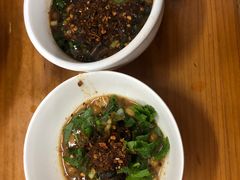 -苗伯妈酸汤火锅