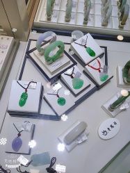 -老凤祥银楼(江桥万达店)