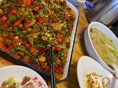 -兔槽江湖菜·重庆璧山兔(水围店)