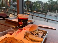 -FATBURGER 特富客汉堡(外交公寓店)