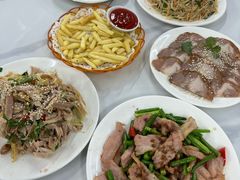-正宗普宁豆干坊·洪记砂锅粥(红领巾路店)