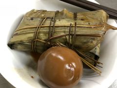 肉粽-芳婆糕团店(王府大街店)