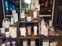 零售区-星巴克(杭州银泰城西一店)